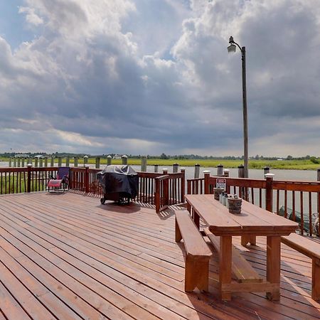 Oceanfront Milford Home With View And Boat Access מראה חיצוני תמונה