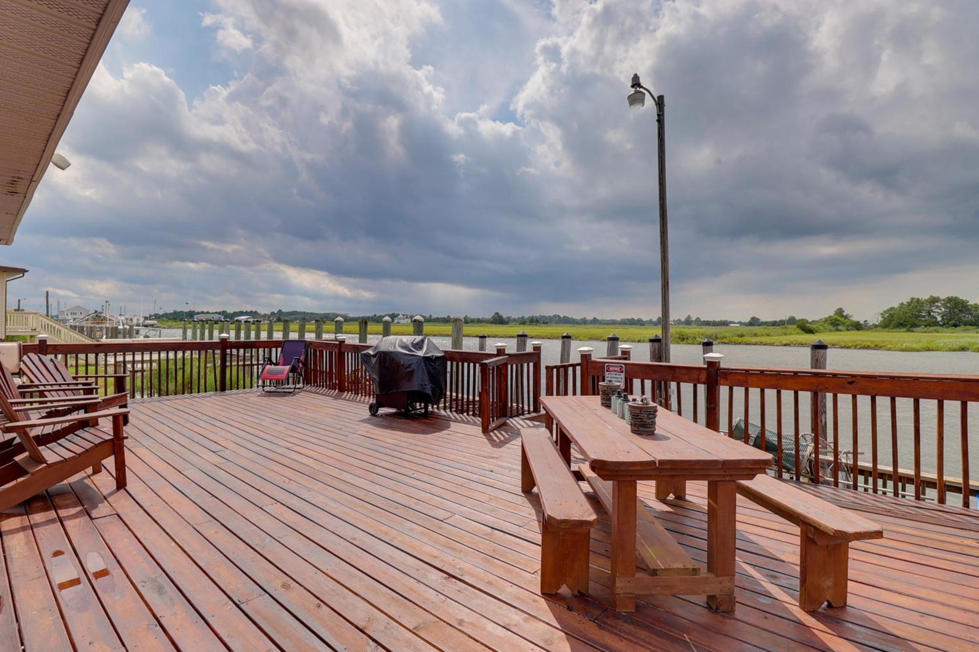 Oceanfront Milford Home With View And Boat Access מראה חיצוני תמונה