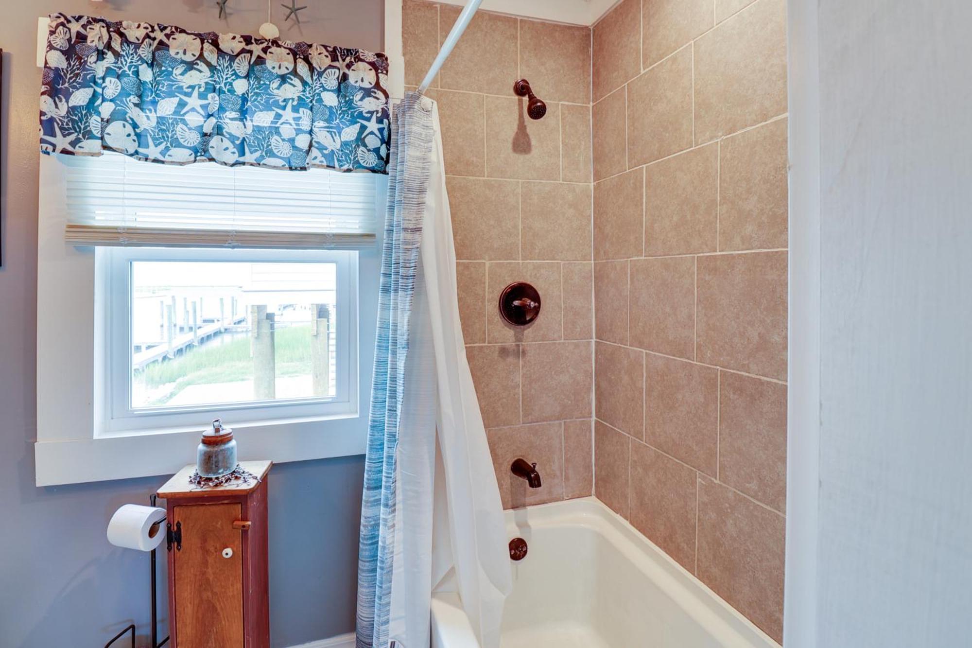 Oceanfront Milford Home With View And Boat Access מראה חיצוני תמונה